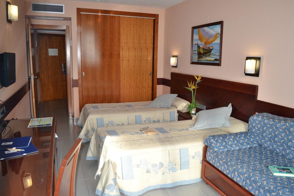 Marina Resort Benidorm - The Original Benidorm Vibe Εξωτερικό φωτογραφία