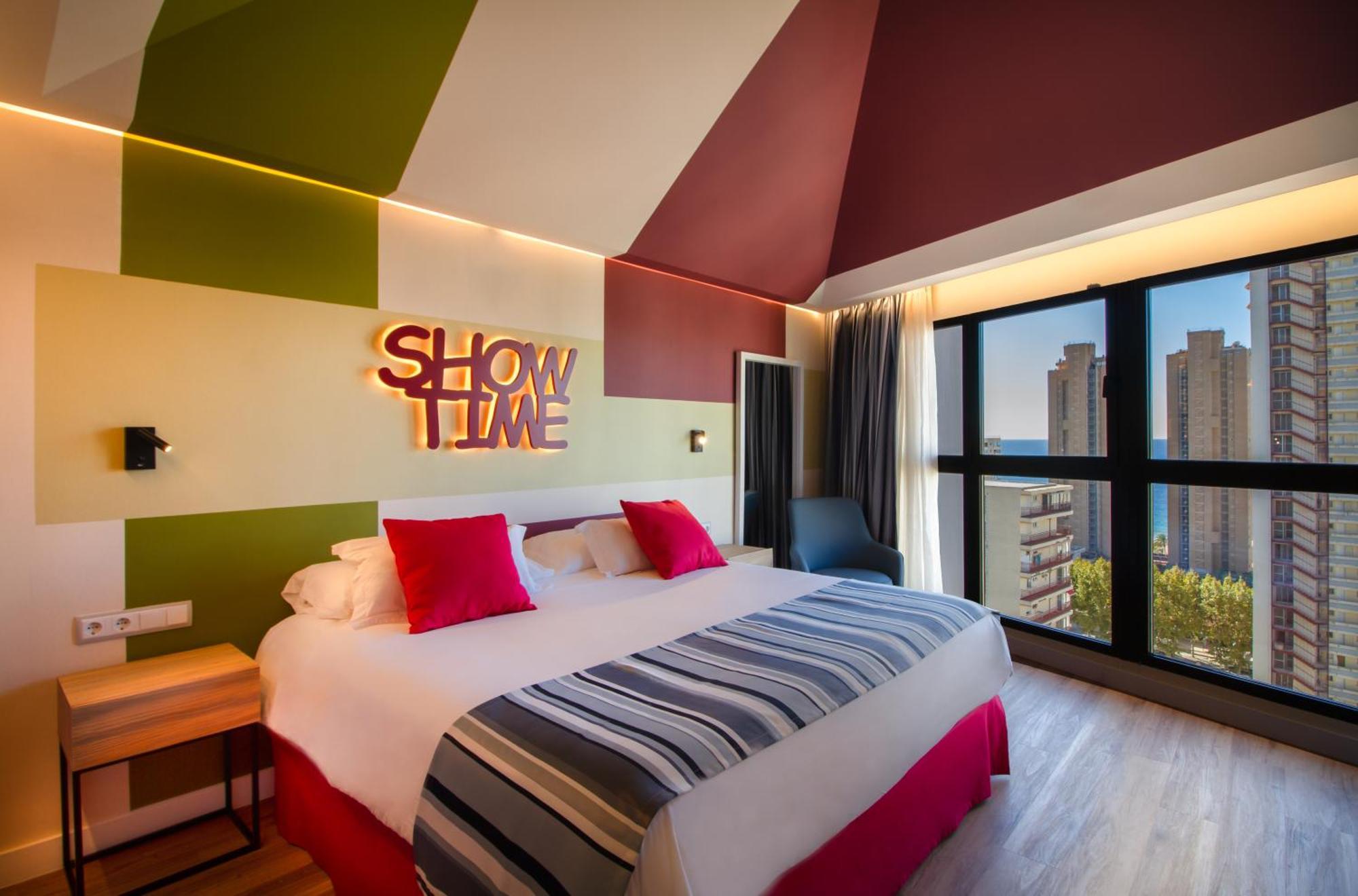 Marina Resort Benidorm - The Original Benidorm Vibe Δωμάτιο φωτογραφία