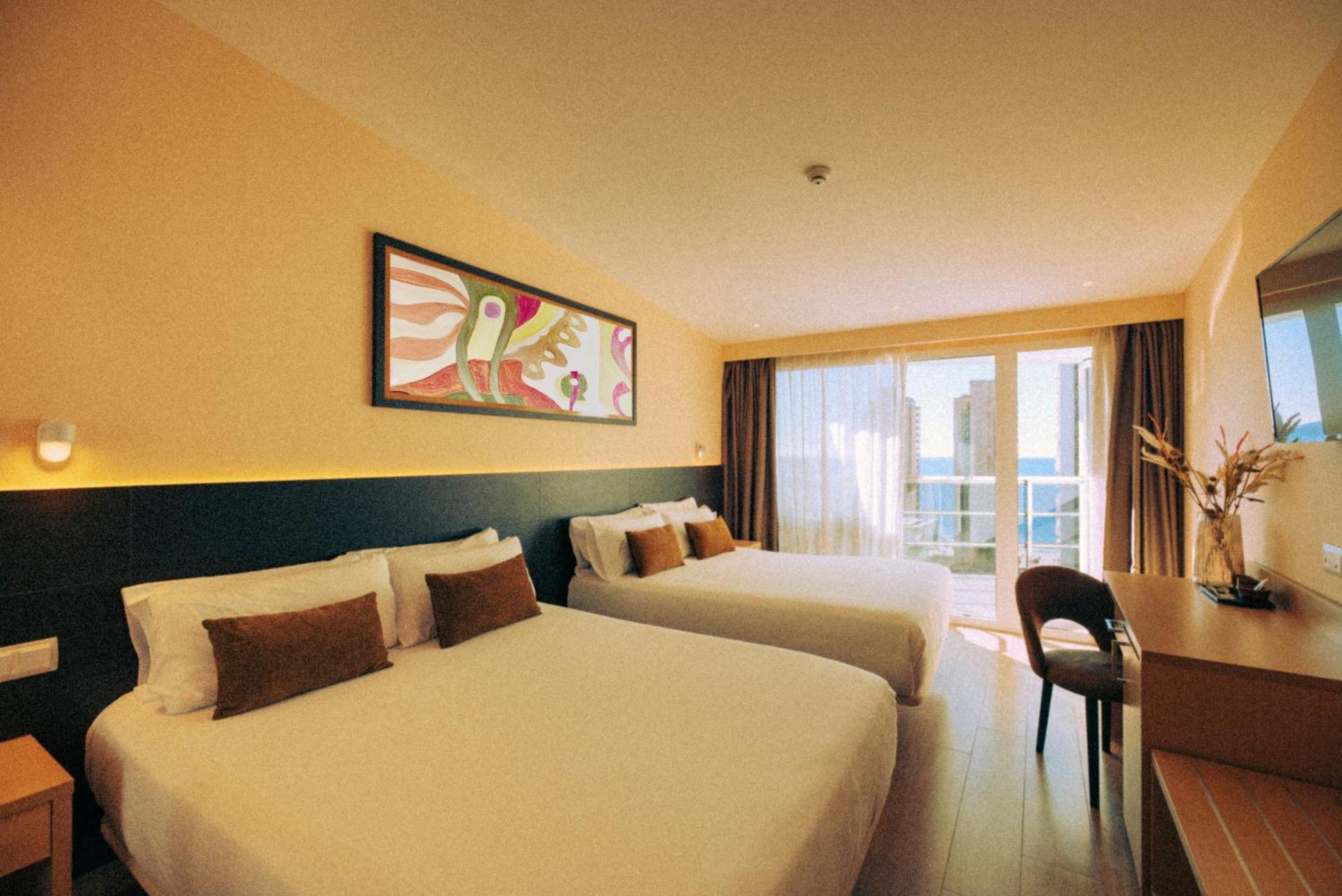 Marina Resort Benidorm - The Original Benidorm Vibe Εξωτερικό φωτογραφία